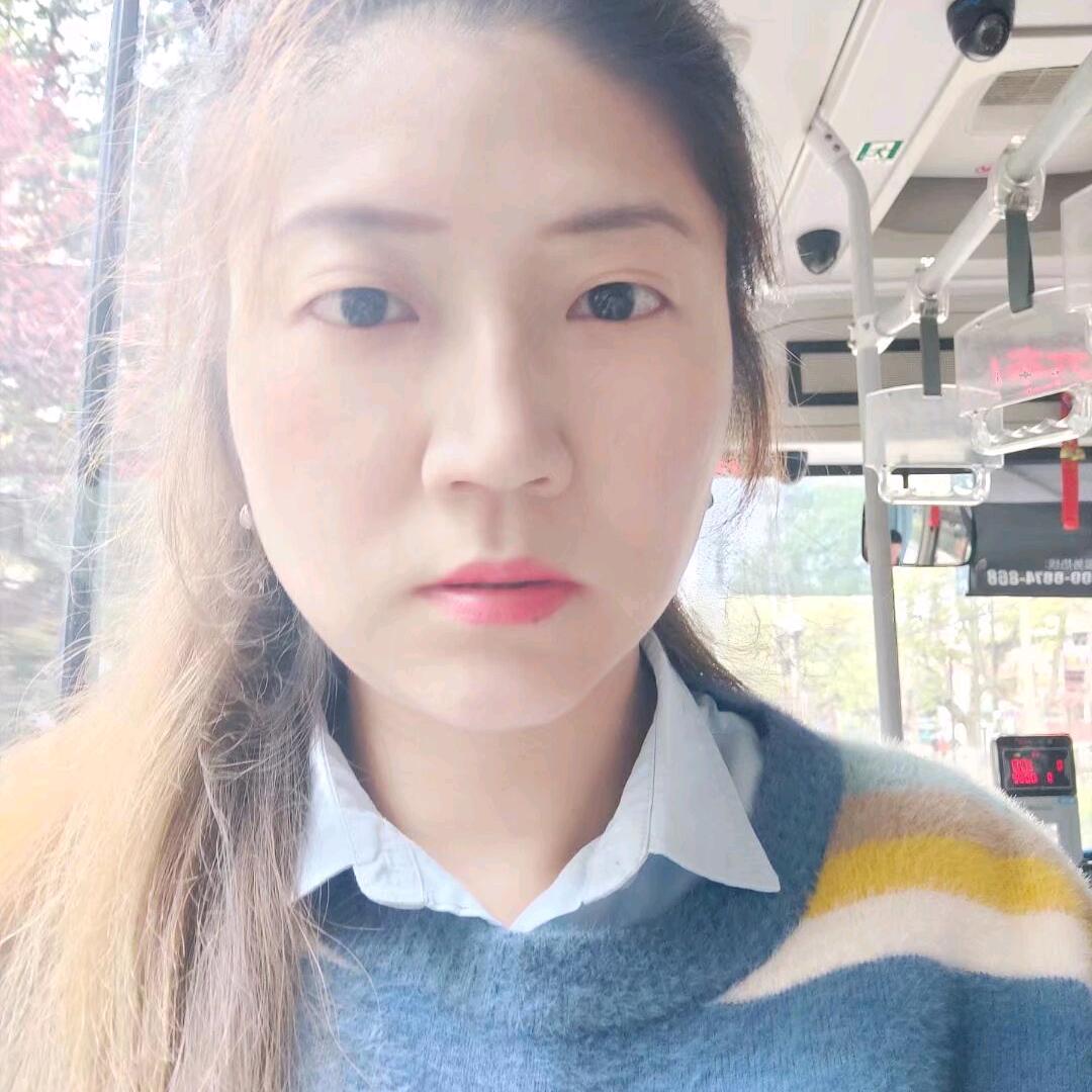 183别墅电梯小姐姐