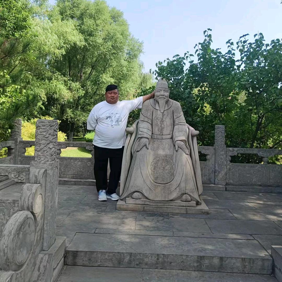 冬枣小兄弟    专业焊大棚