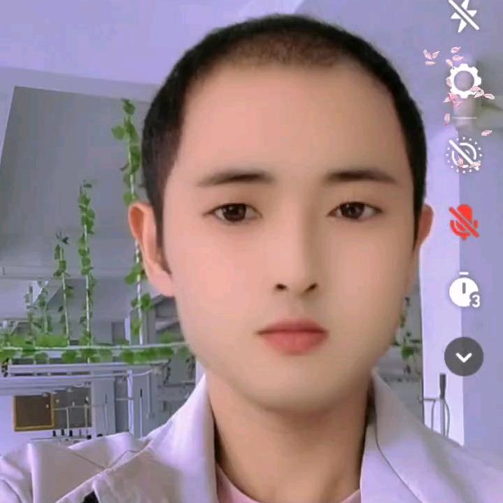 单身一人，小向