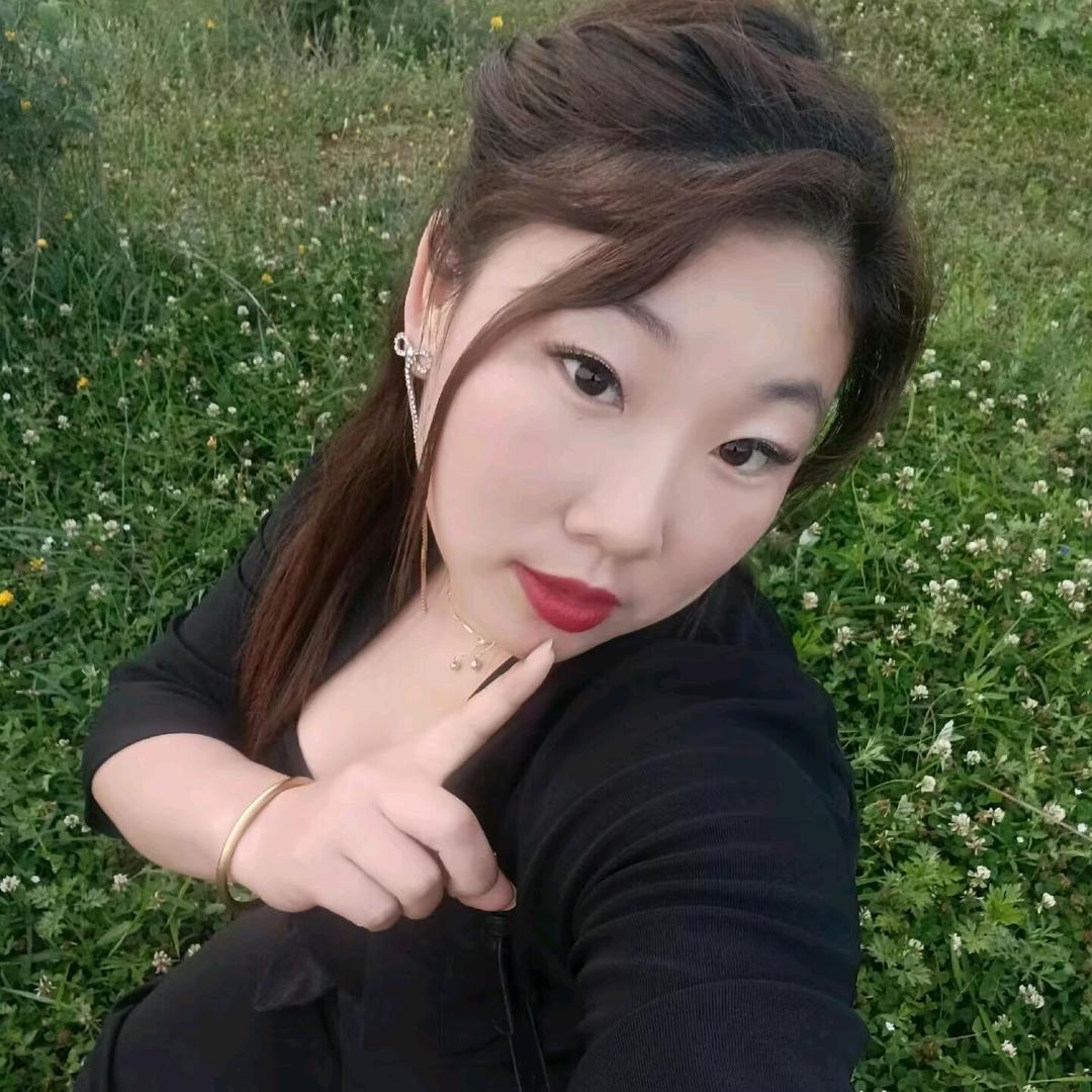 雅彤