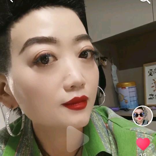 女神
