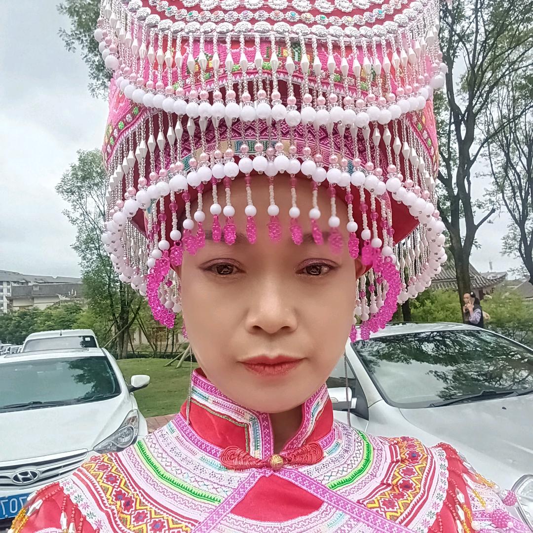 云南。n吴乖单身一个人好。开心。
