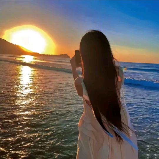 向日葵的微笑🌻