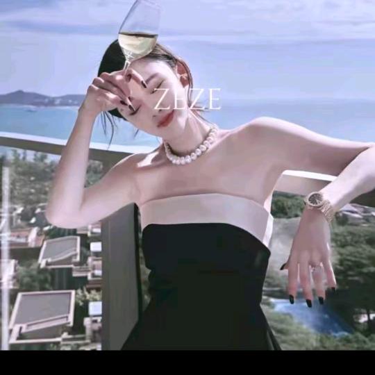 袁艺灵-时尚甄选