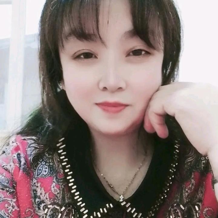 专业铺砖李师傅！夫妻搭档铺地板砖！