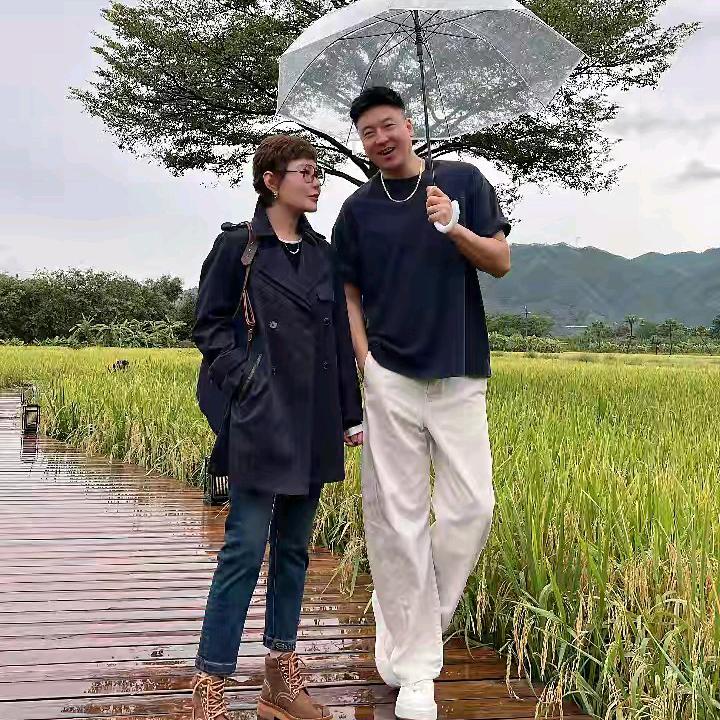 水木夫妻精品服饰