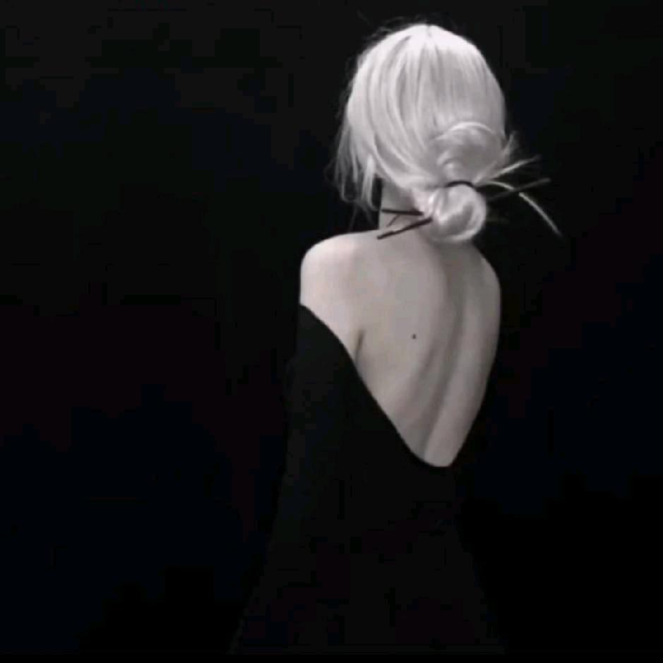 我已没心、谈何变心_