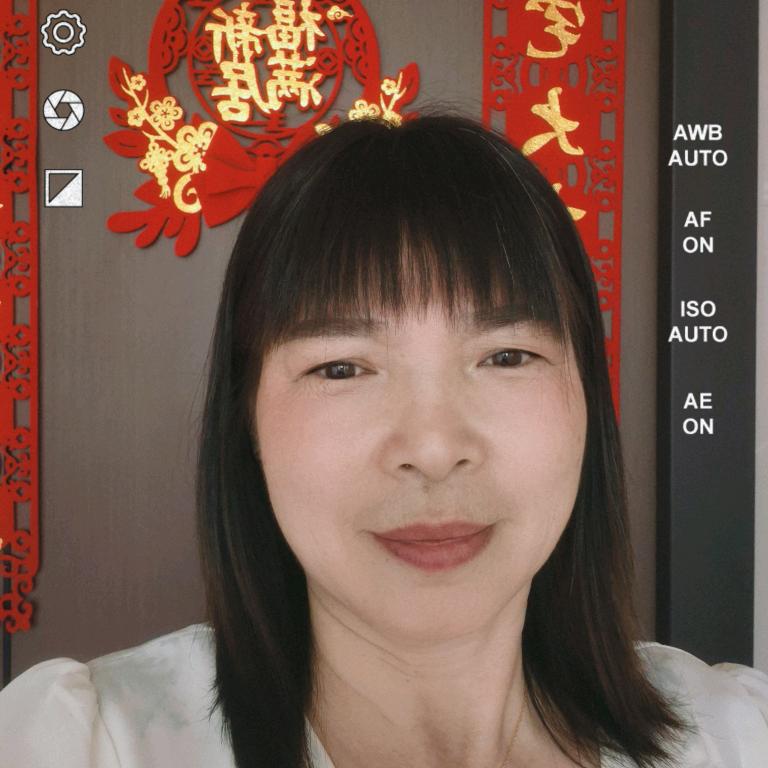 艳霞