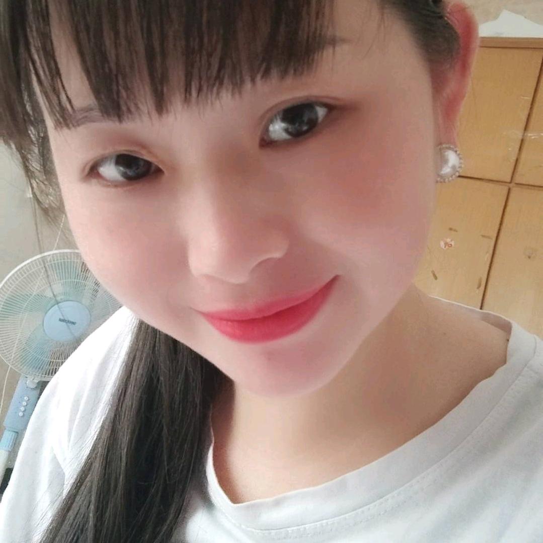 俏皮丫头