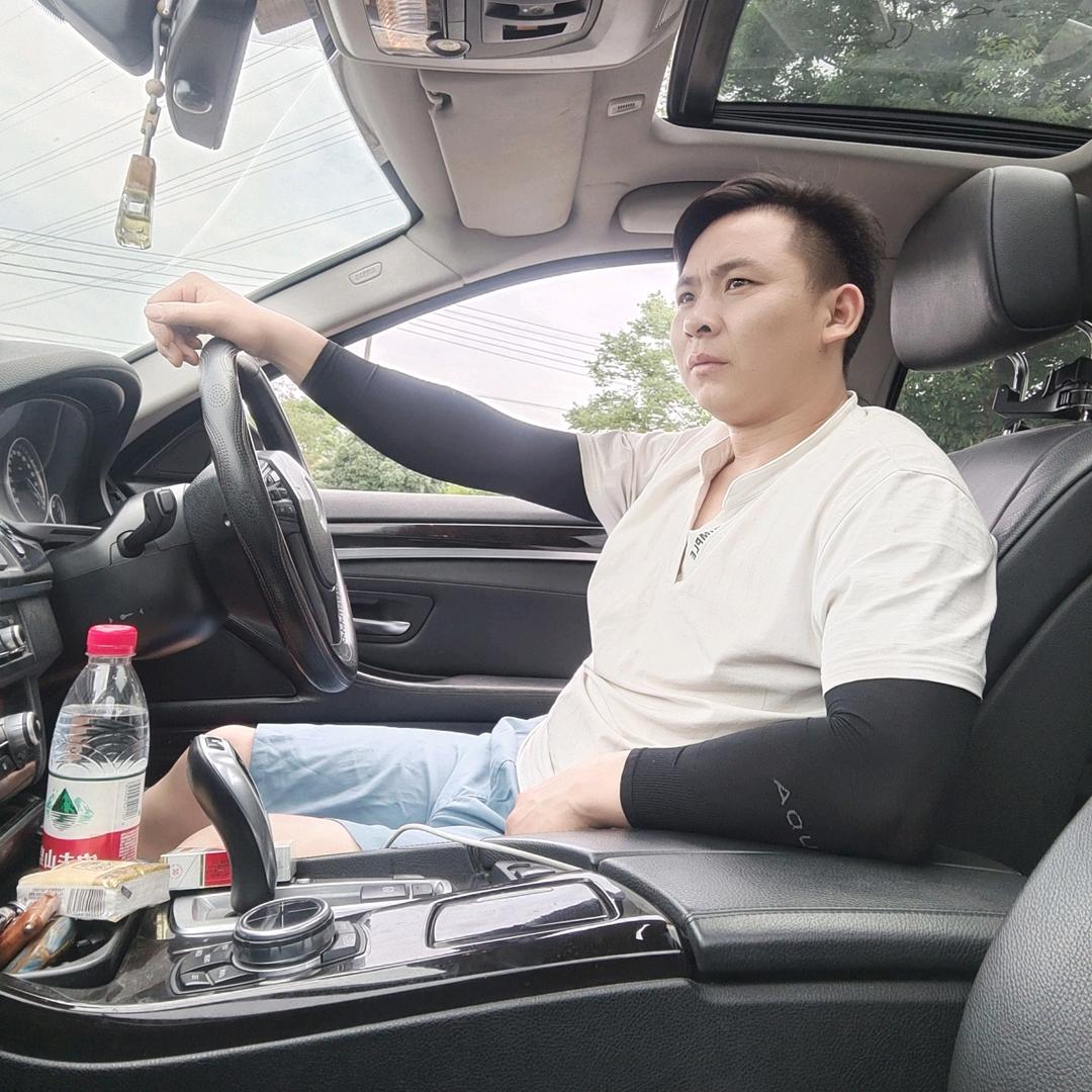 贵阳铭捷二手车批发