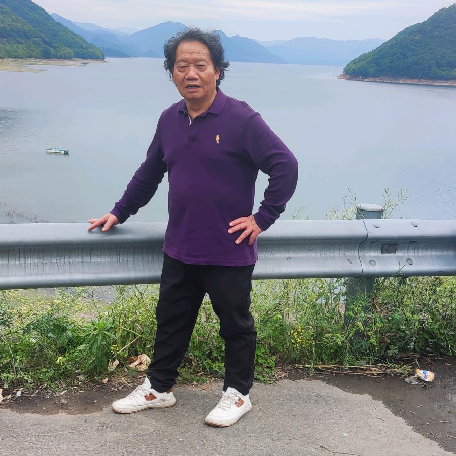 洋民艺术团