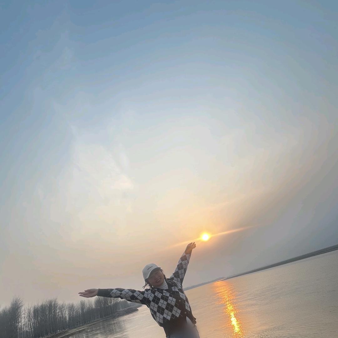 浅 笑 安 然