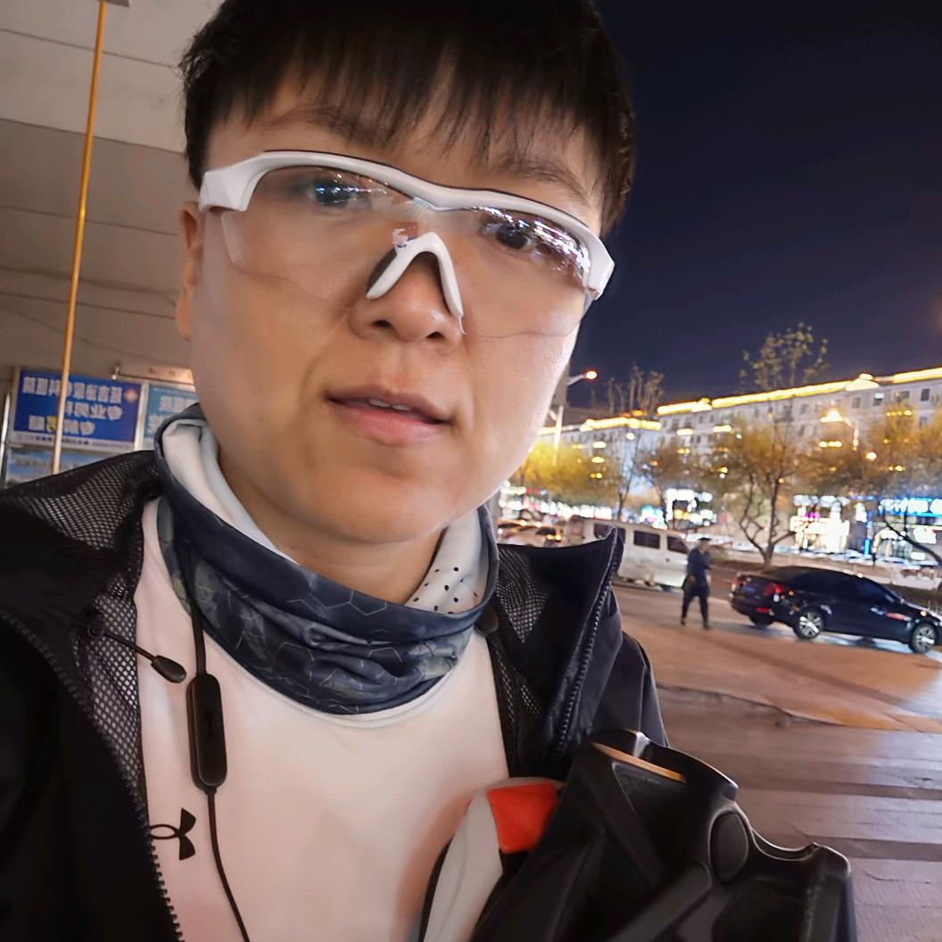 乐意李～LYLi