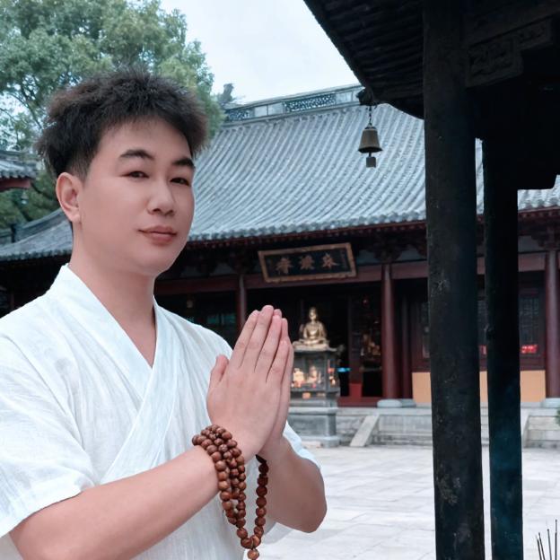 ღ᭄逆流而上（蓝辉）🕊꧔ꦿ᭄💞