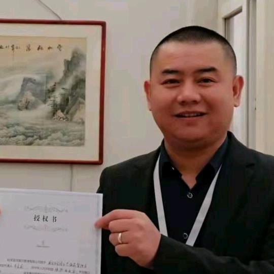 周先生（餐饮运营管理）