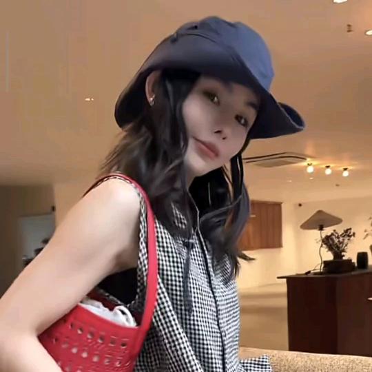 侯點點-穿搭分享