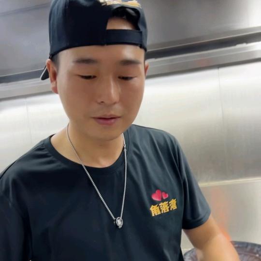 角落湾口味菜馆～周伟