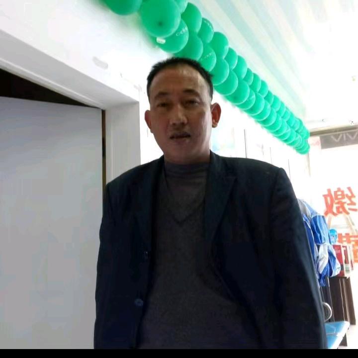 龙行天下