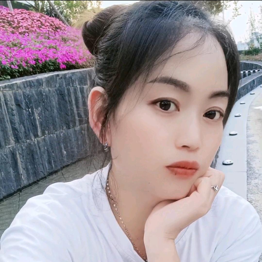 伤心的泪偷偷流