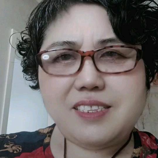 小玲好物.星期一（下午2点20开播）