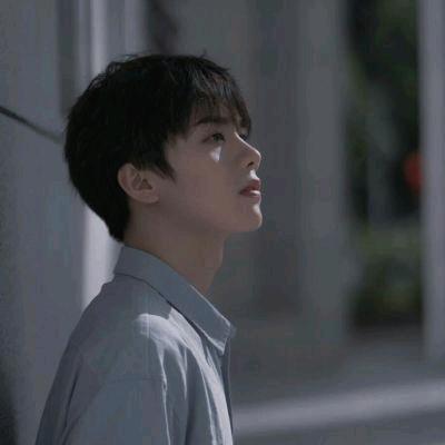 ｡･ω･｡)つ━☆.. ・*。