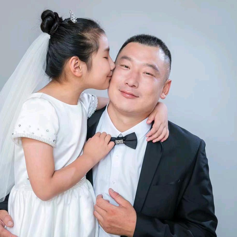 瑶瑶爸