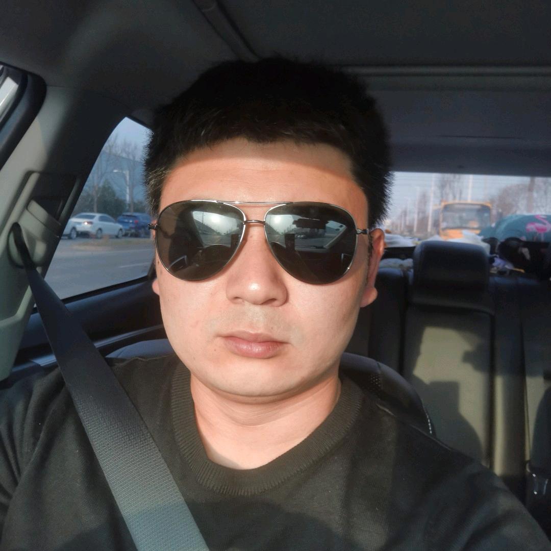 @闫雷