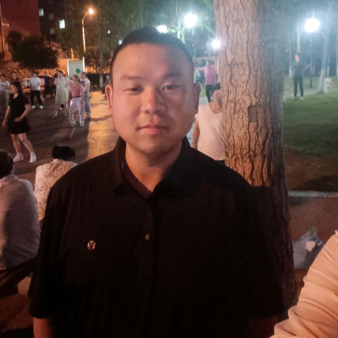 沈孝友
