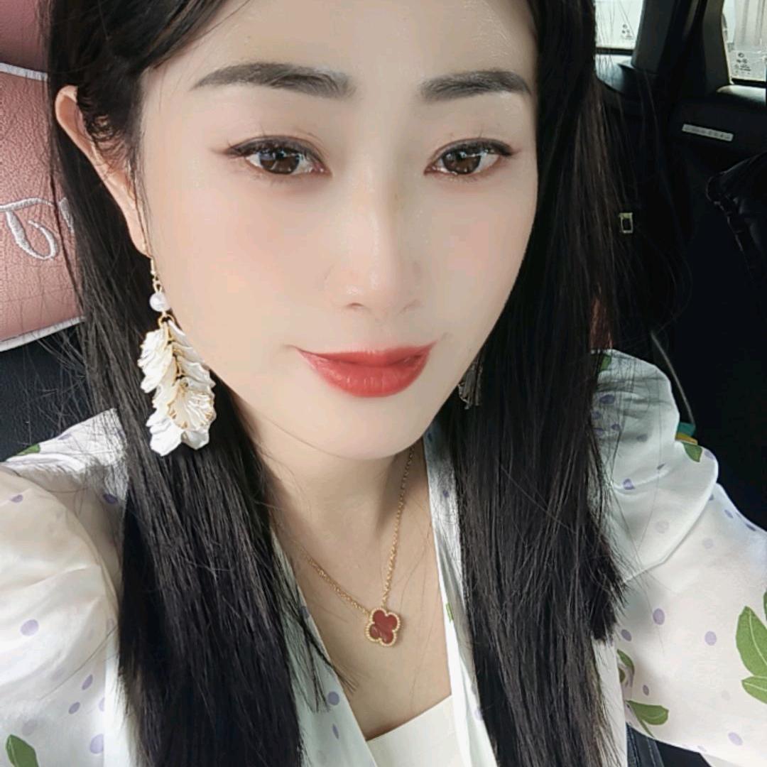 小彤