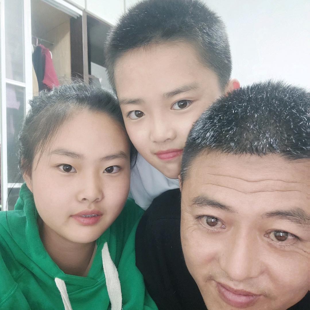 李刚13772394450
