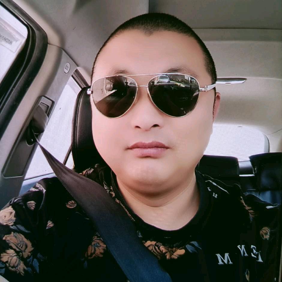 左 凤 文