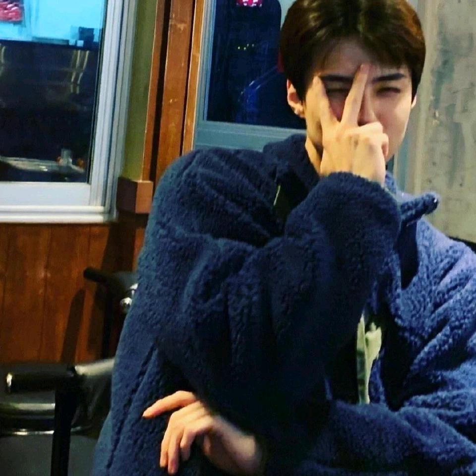 榴莲味的易只烊