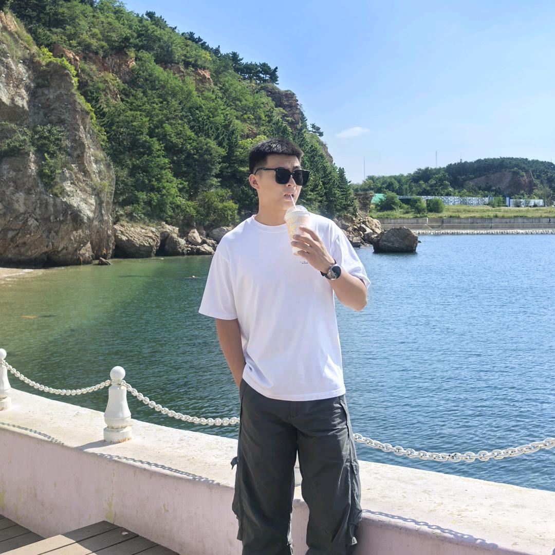 那个少年很有趣