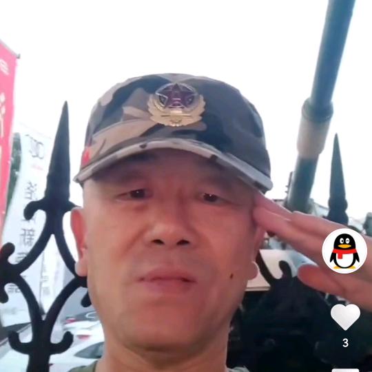 中国洛阳市退役军车友总会刘会长