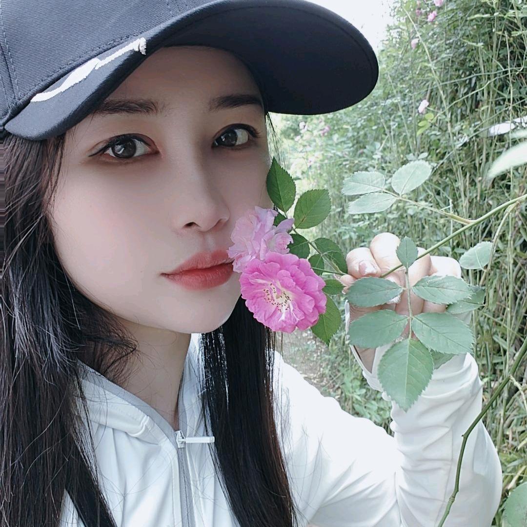 风中的蒲公英🍒