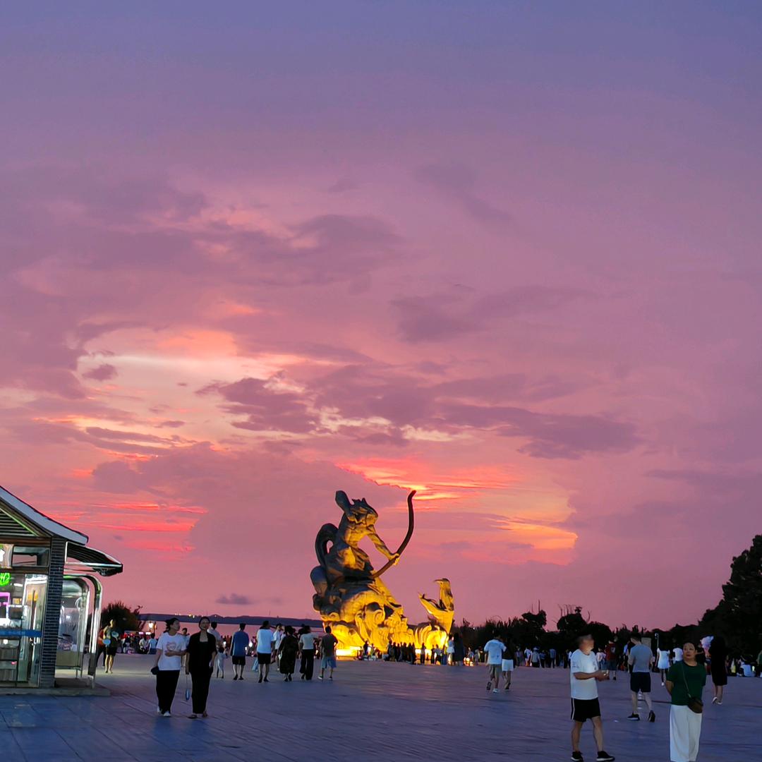 🌈🌈(ง •̀_•́)ง