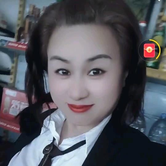 美飞翔一个人独来独往。也想找心疼我的人