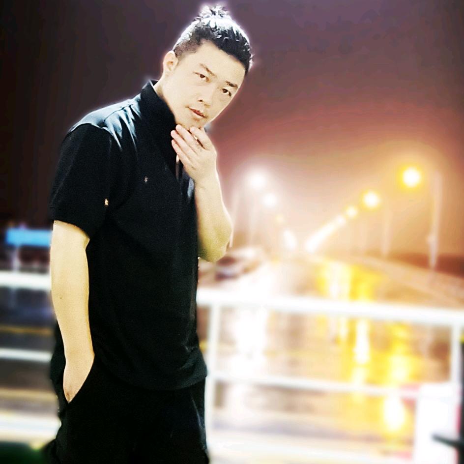 〆阿军.爷们挺幽默