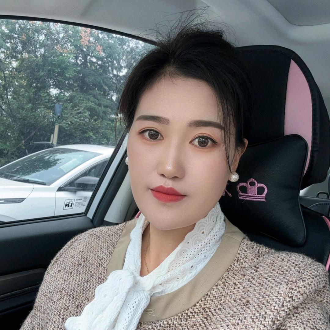 卖长安车的小姐姐