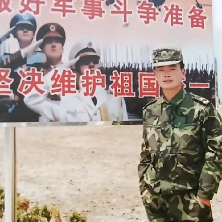 青春，军营，战场。