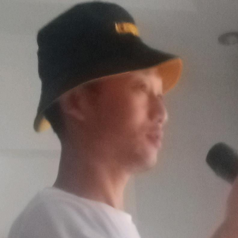 弘盛