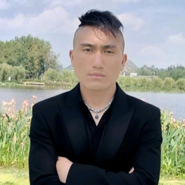 龙哥搞户外一秒追上