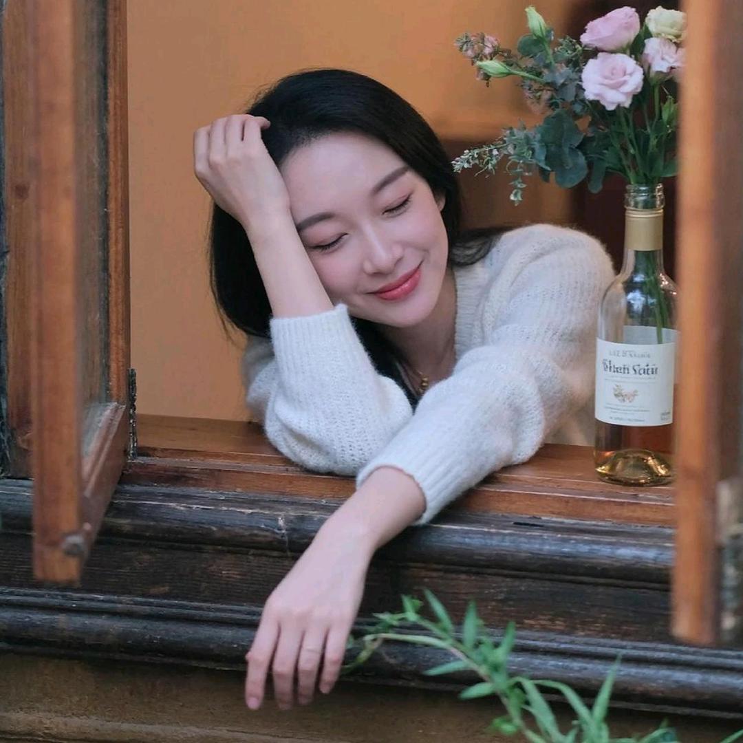 烟盒上的蓝莓🫐𝙅𝙐𝘼𝙉