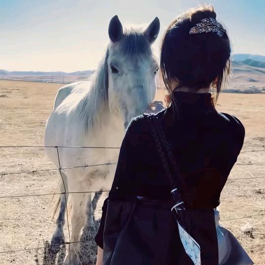 小可爱的微笑🖤