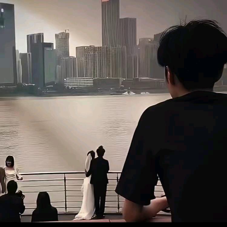 阿伟