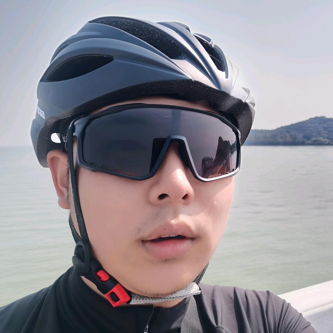 小杨不会骑