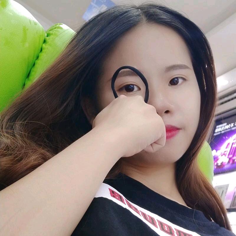 一个老王一个老六