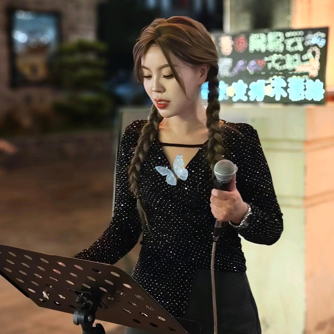 主持人小耳朵