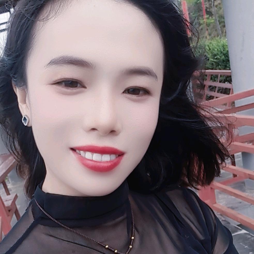 后箐娅雪