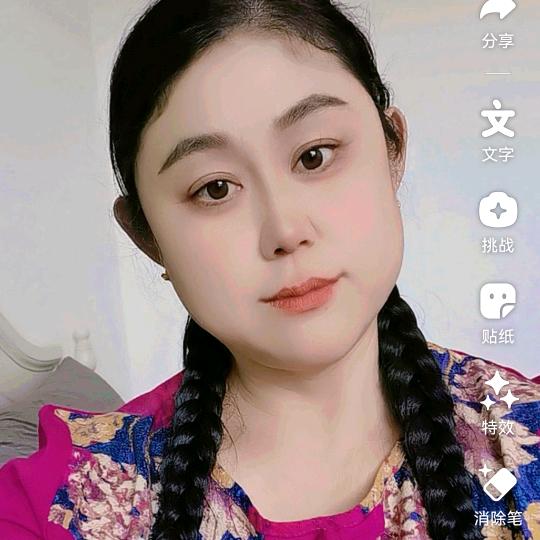 李姐爱表演